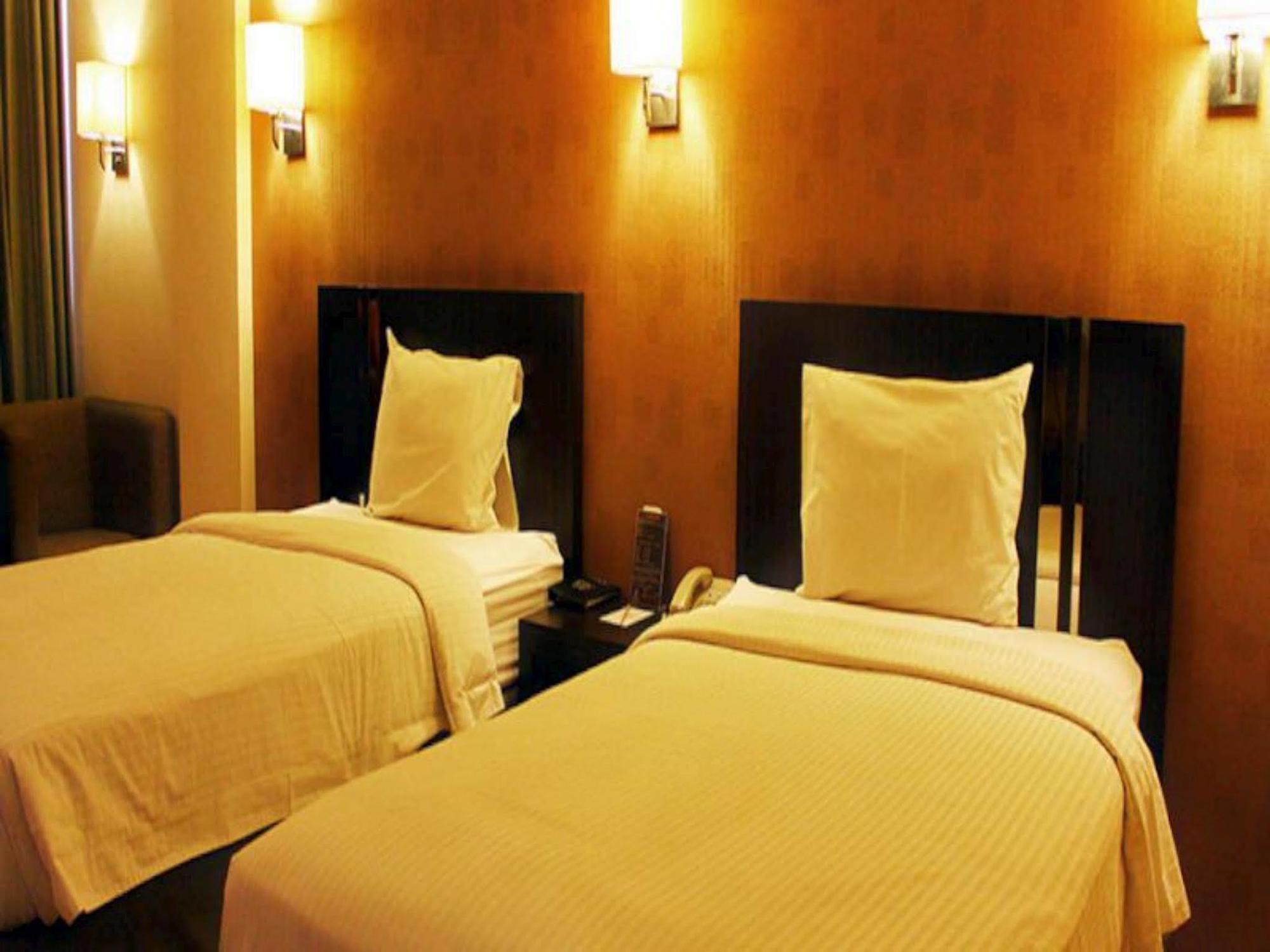 Hotel Naval Bandung Kültér fotó